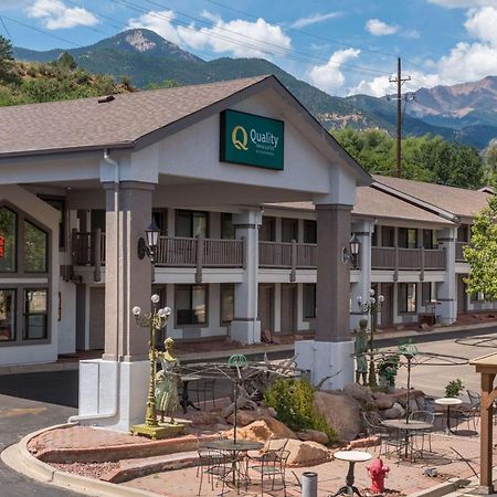 Quality Inn & Suites Manitou Springs At Pikes Peak Ngoại thất bức ảnh