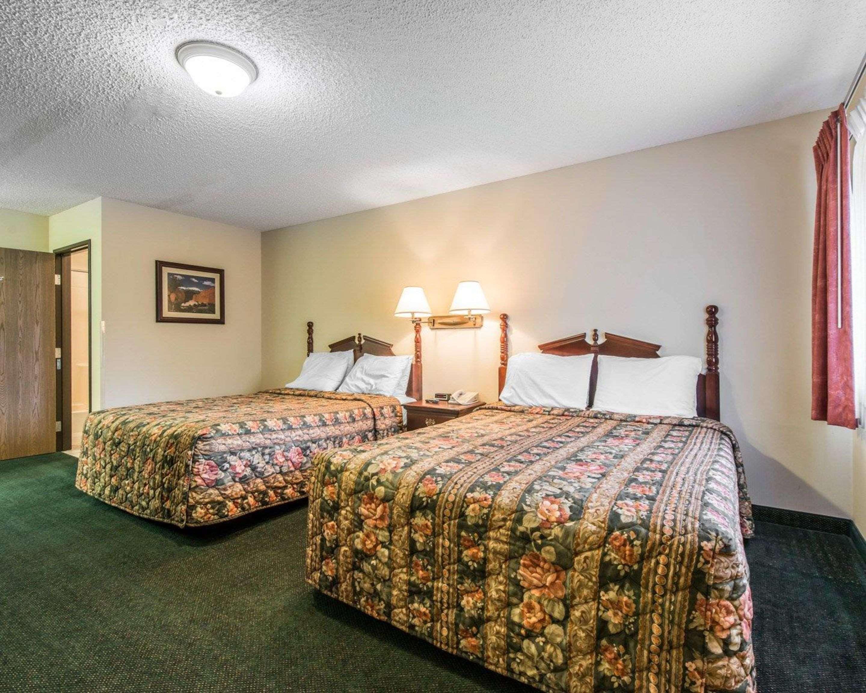 Quality Inn & Suites Manitou Springs At Pikes Peak Ngoại thất bức ảnh