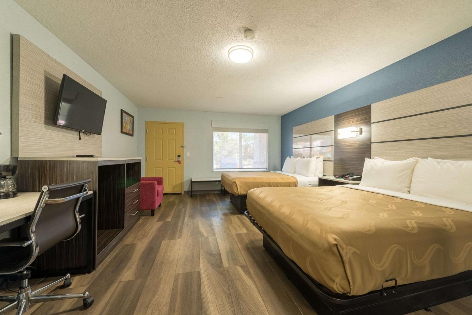 Quality Inn & Suites Manitou Springs At Pikes Peak Ngoại thất bức ảnh