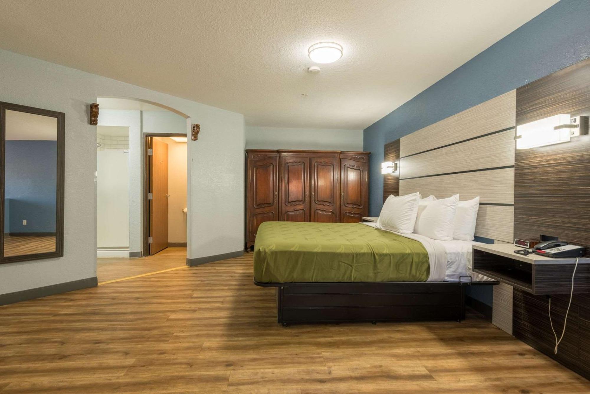 Quality Inn & Suites Manitou Springs At Pikes Peak Ngoại thất bức ảnh
