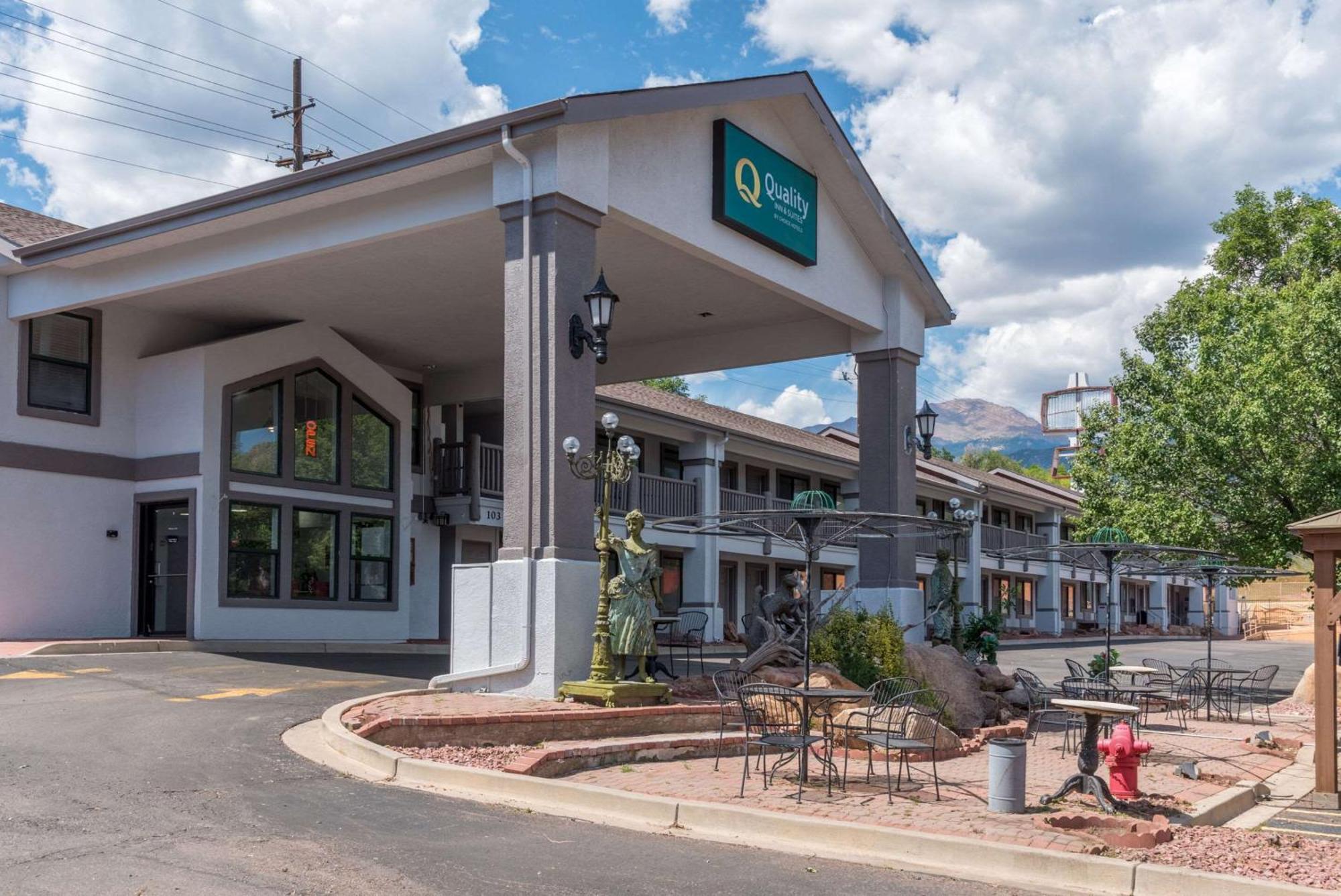 Quality Inn & Suites Manitou Springs At Pikes Peak Ngoại thất bức ảnh